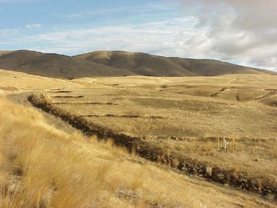 Horsethief Landfill cap showing erosion control features.